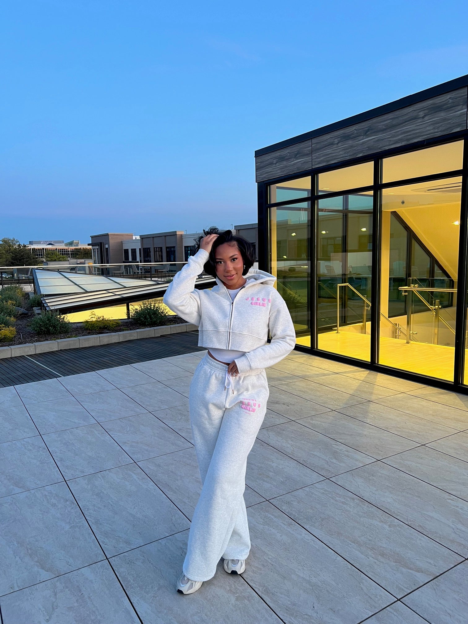 HEATHER GREY JG SWEATPANTS