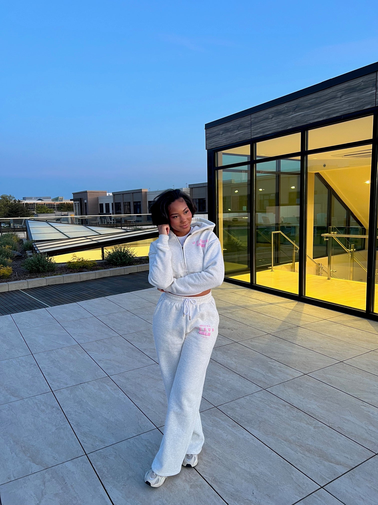 HEATHER GREY JG SWEATPANTS