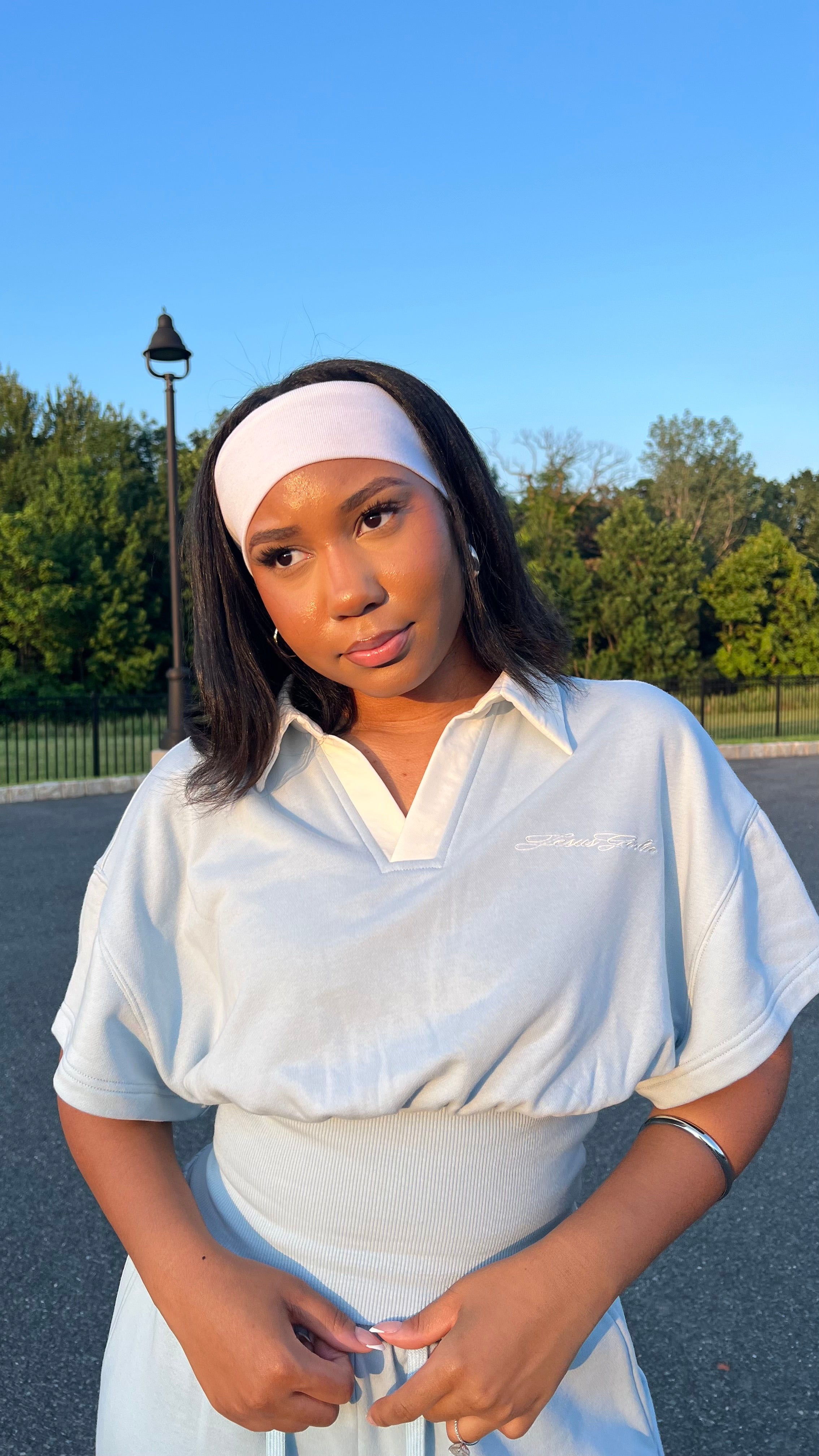 Collar’d in Grace Vneck ** PRE ORDER