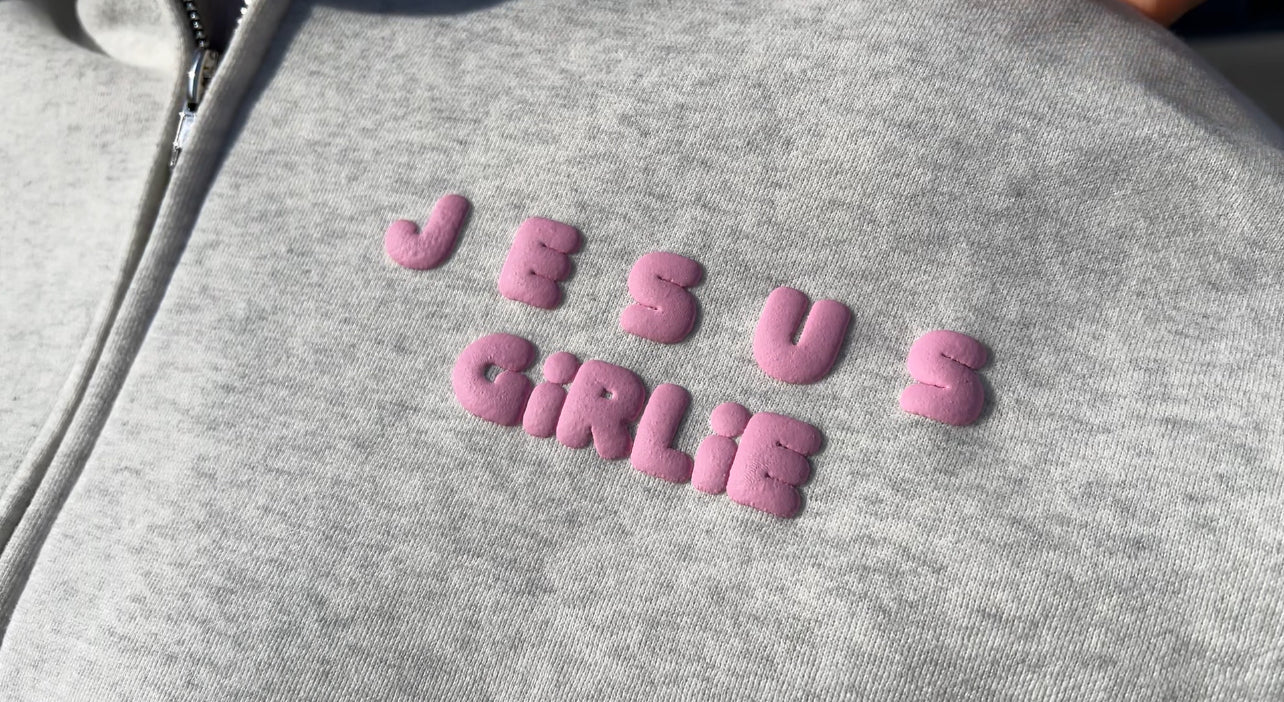 JESUS GIRLIE CREWNECK - PRE ORDER**