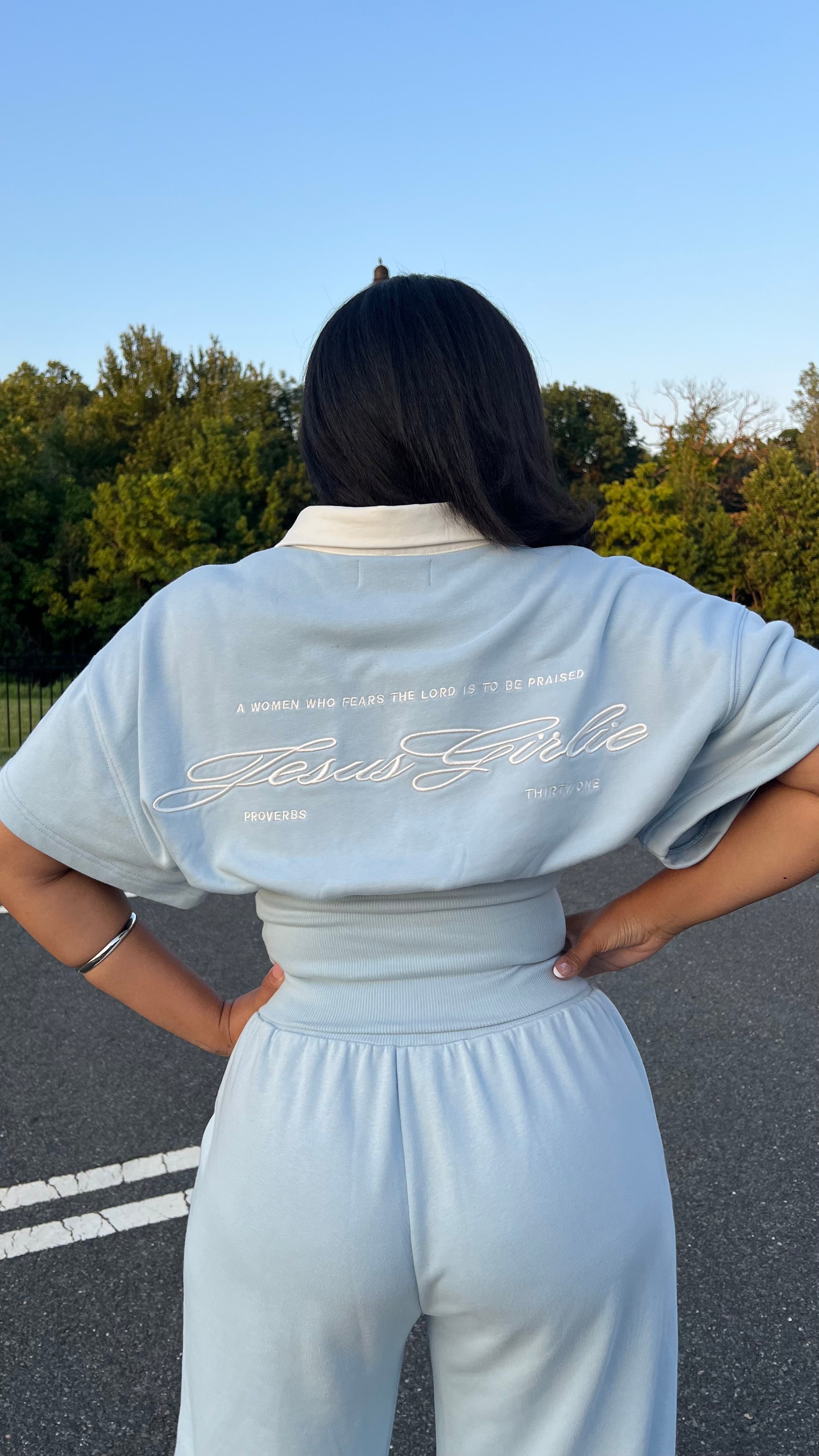 Collar’d in Grace Vneck ** PRE ORDER